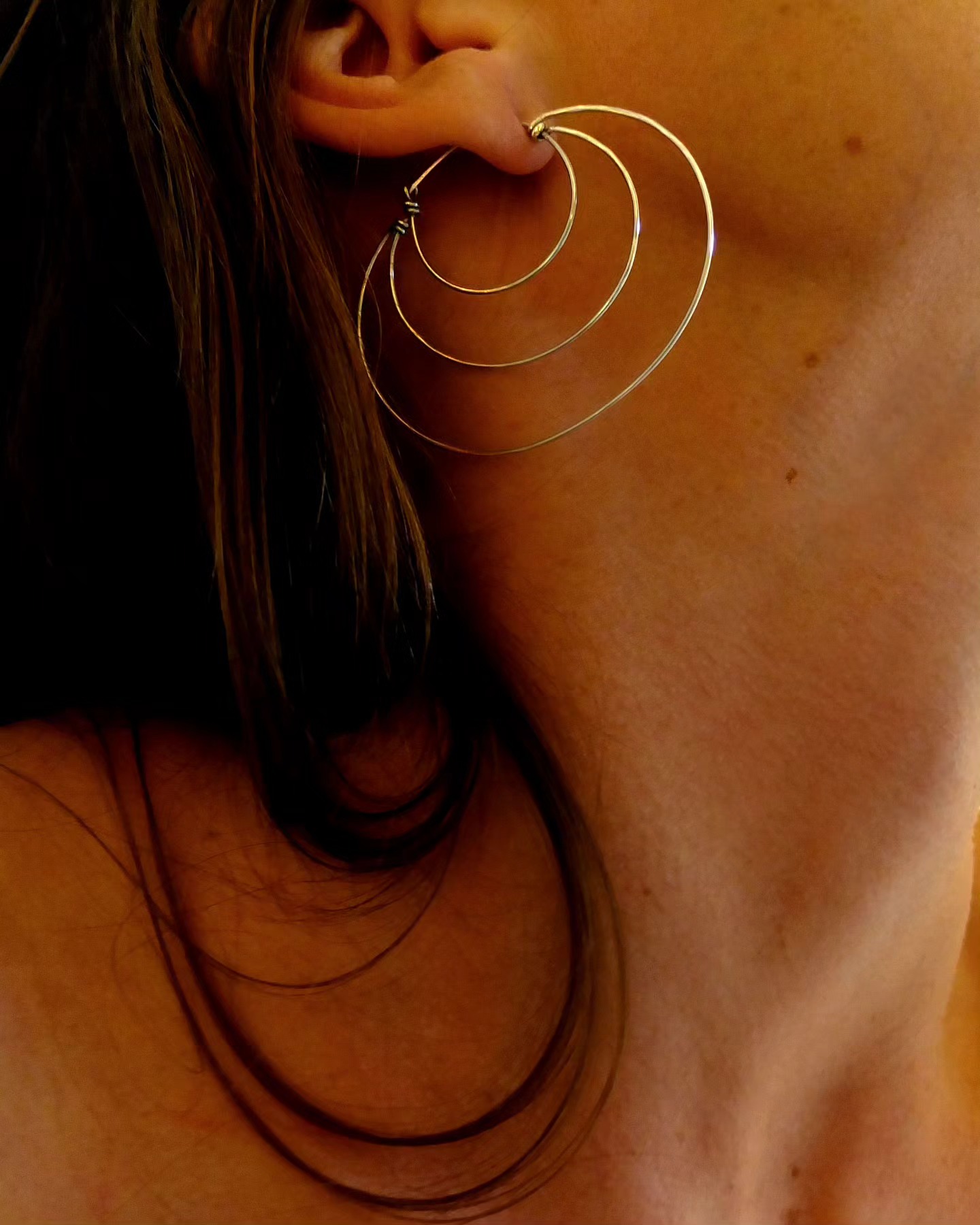 Make your own silver hoop earrings