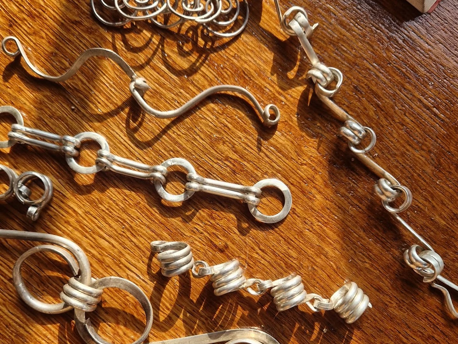 Sculpt your own recycled silver bracelet in Amsterdam — photo 2